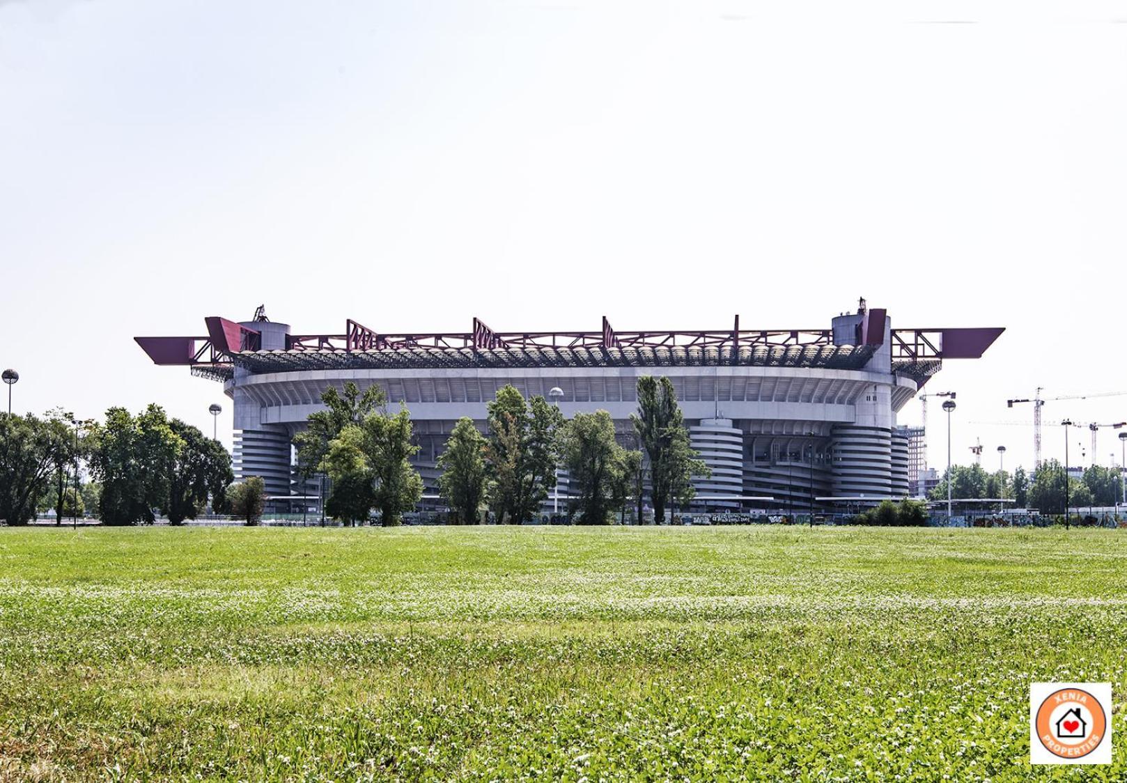 Fiore Milanese - San Siro, Fiera & City Life - Rinnovamento Facciata Palazzo In Corso Milão Exterior foto