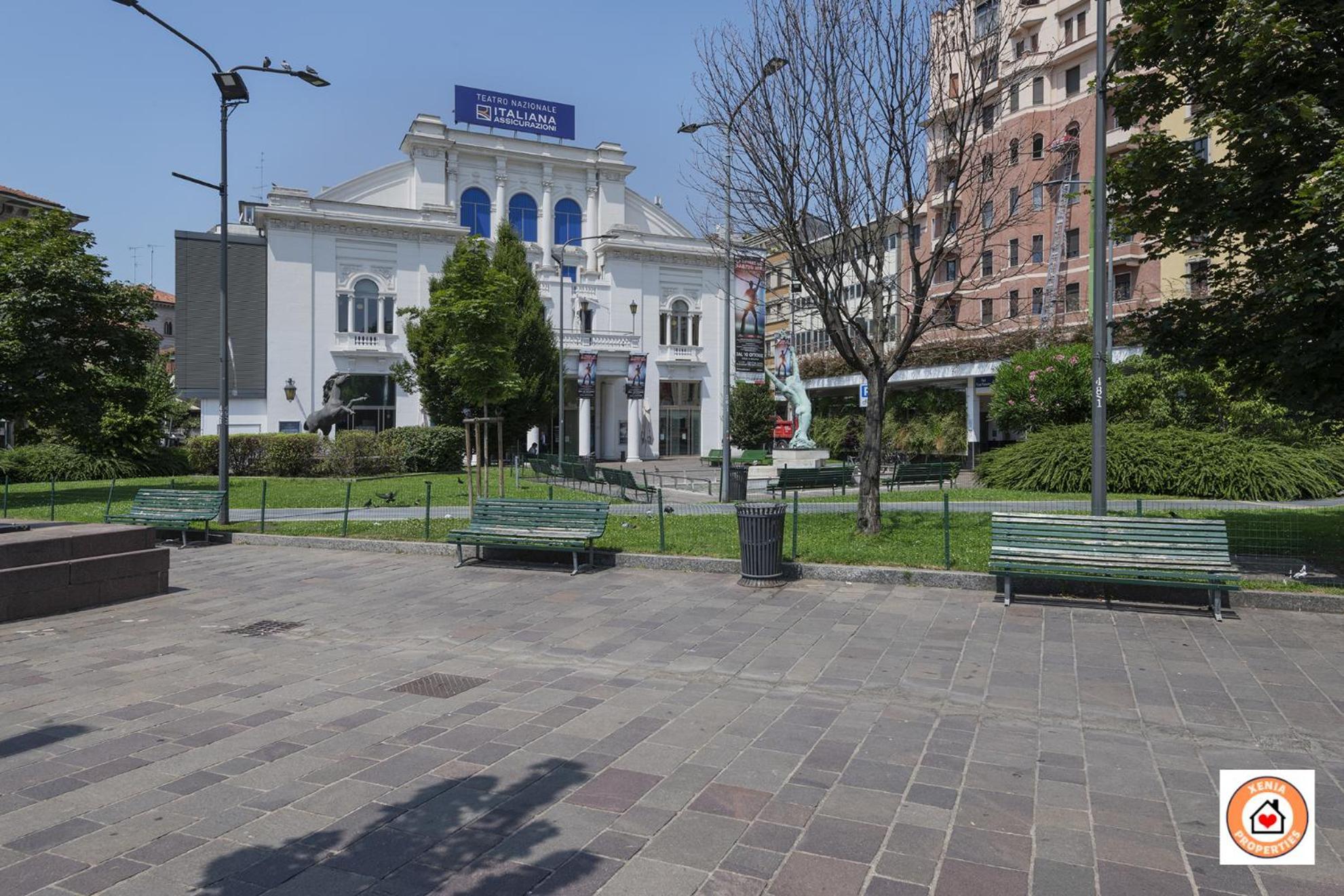 Fiore Milanese - San Siro, Fiera & City Life - Rinnovamento Facciata Palazzo In Corso Milão Exterior foto